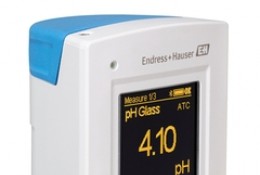 Multiparameter handheld Liquiline Mobile CML18